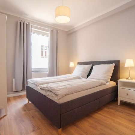 "Purple Chill" Super Zentrale Ferienwohnung Hbf-Messe-Buergerweide-Citygate-Ovb Arena เบรเมน ภายนอก รูปภาพ