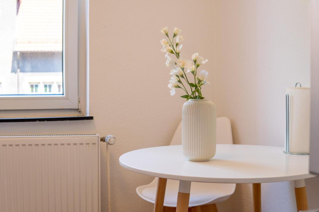 "Purple Chill" Super Zentrale Ferienwohnung Hbf-Messe-Buergerweide-Citygate-Ovb Arena เบรเมน ภายนอก รูปภาพ